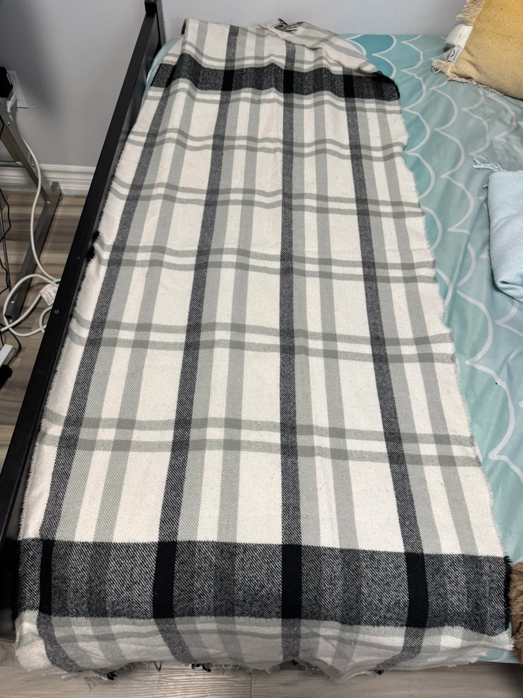 Plaid Scarf with Fringe