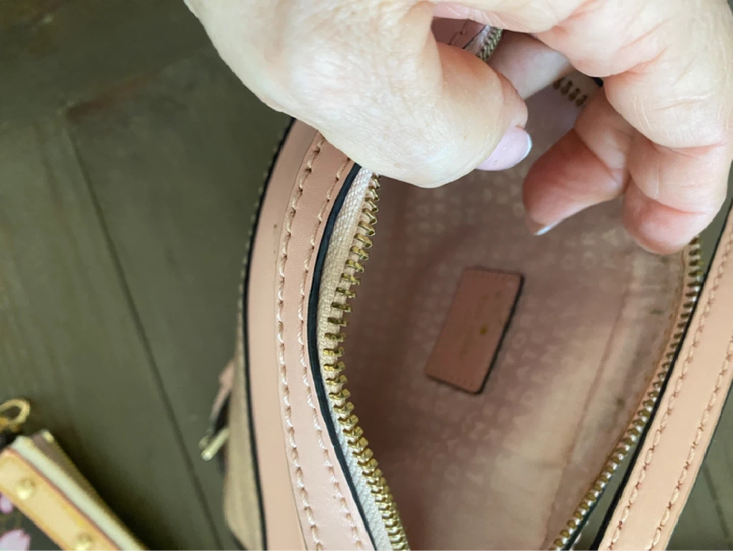 Kate Spade Pink and Gold Crossbody Bag - photo 3