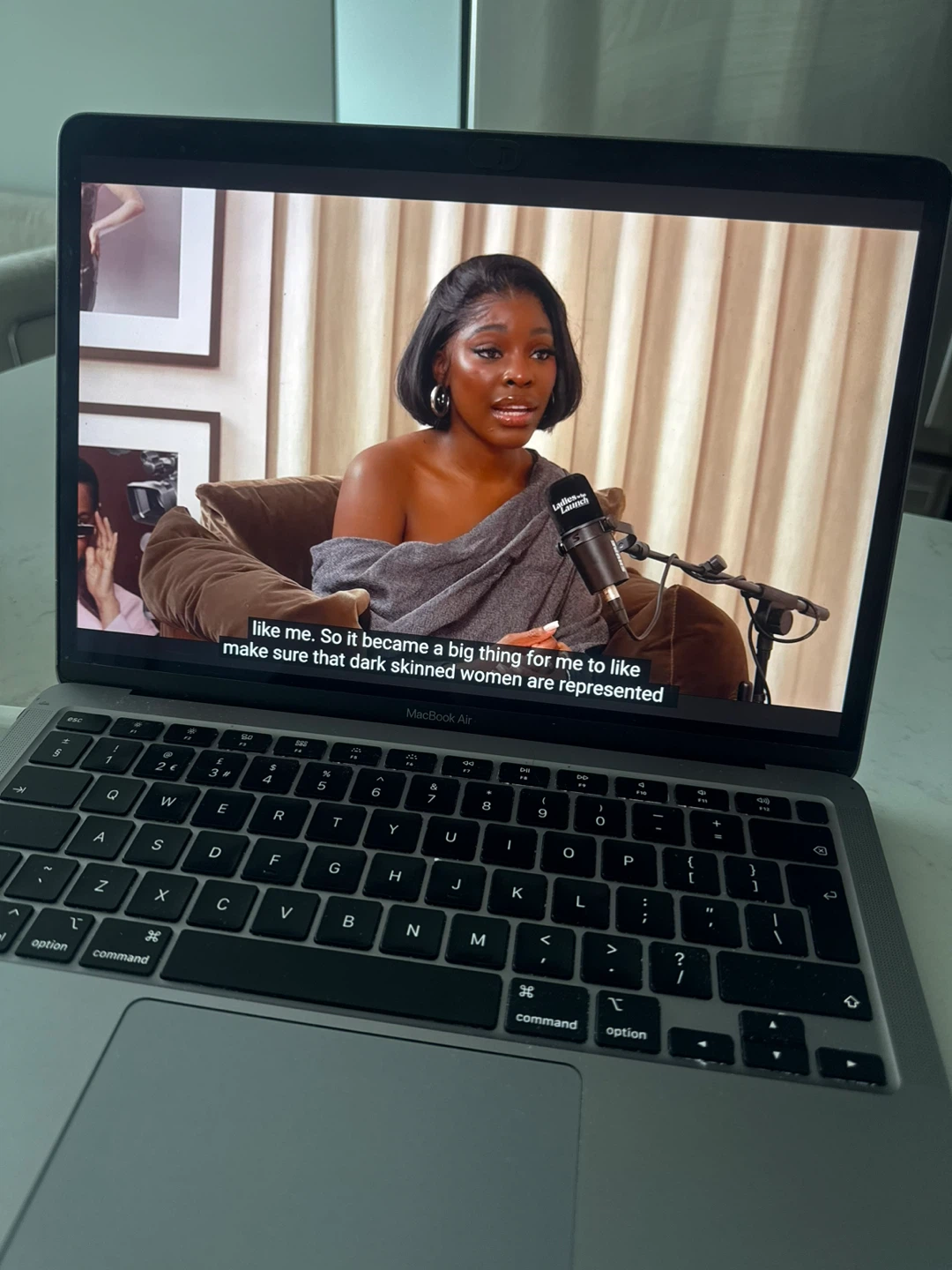 Apple MacBook Air (13.3") 2020