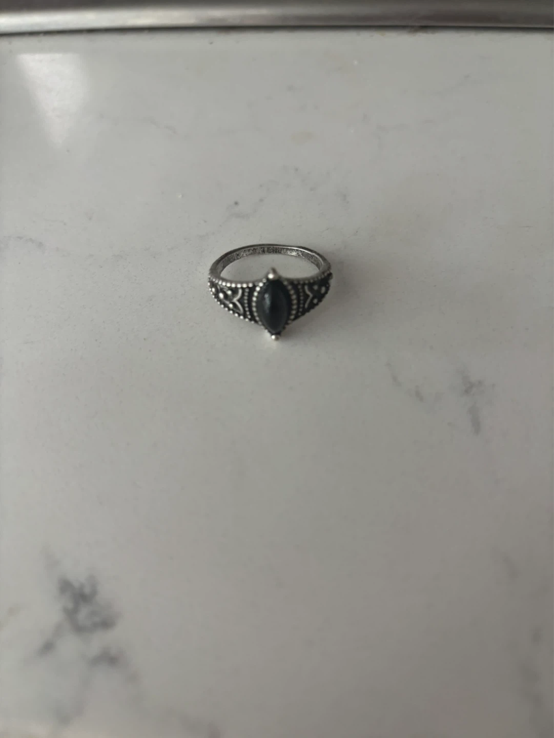 Silver tone marquise black stone ring - photo 2