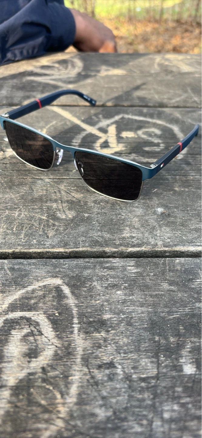 NEW Tommy Hilfiger Sunglasses