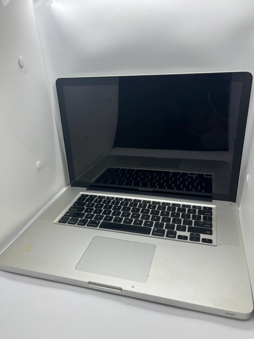 MacBook Pro (15-inch, 2011)For Parts or AS IS - Read Description