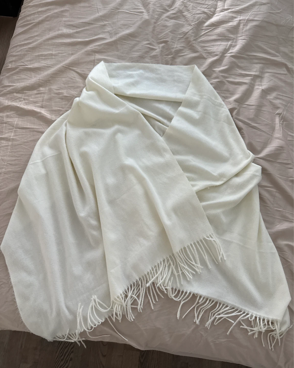 Cream coloured scarf with fringe
