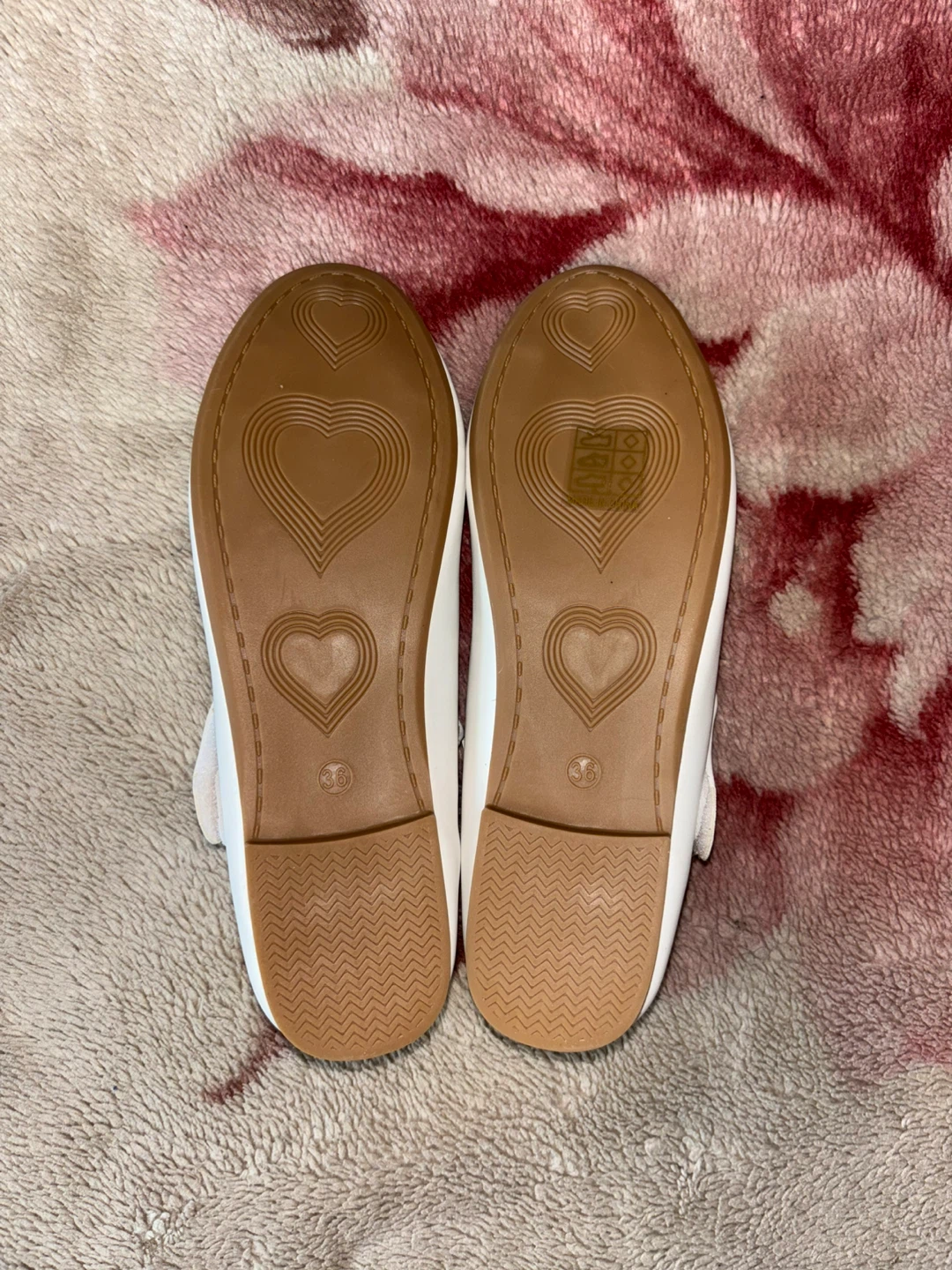 Kids White Mary Jane Shoes - Size 36 US size 4 - photo 2