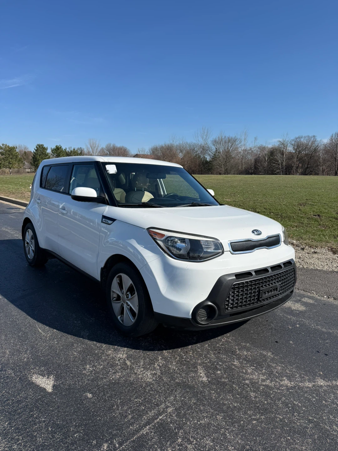 White Kia Soul - photo 3