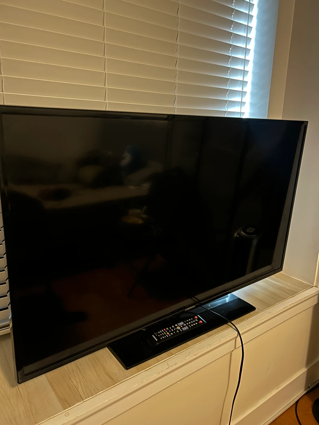 Samsung 50” Smart TV – Great Condition - photo 3