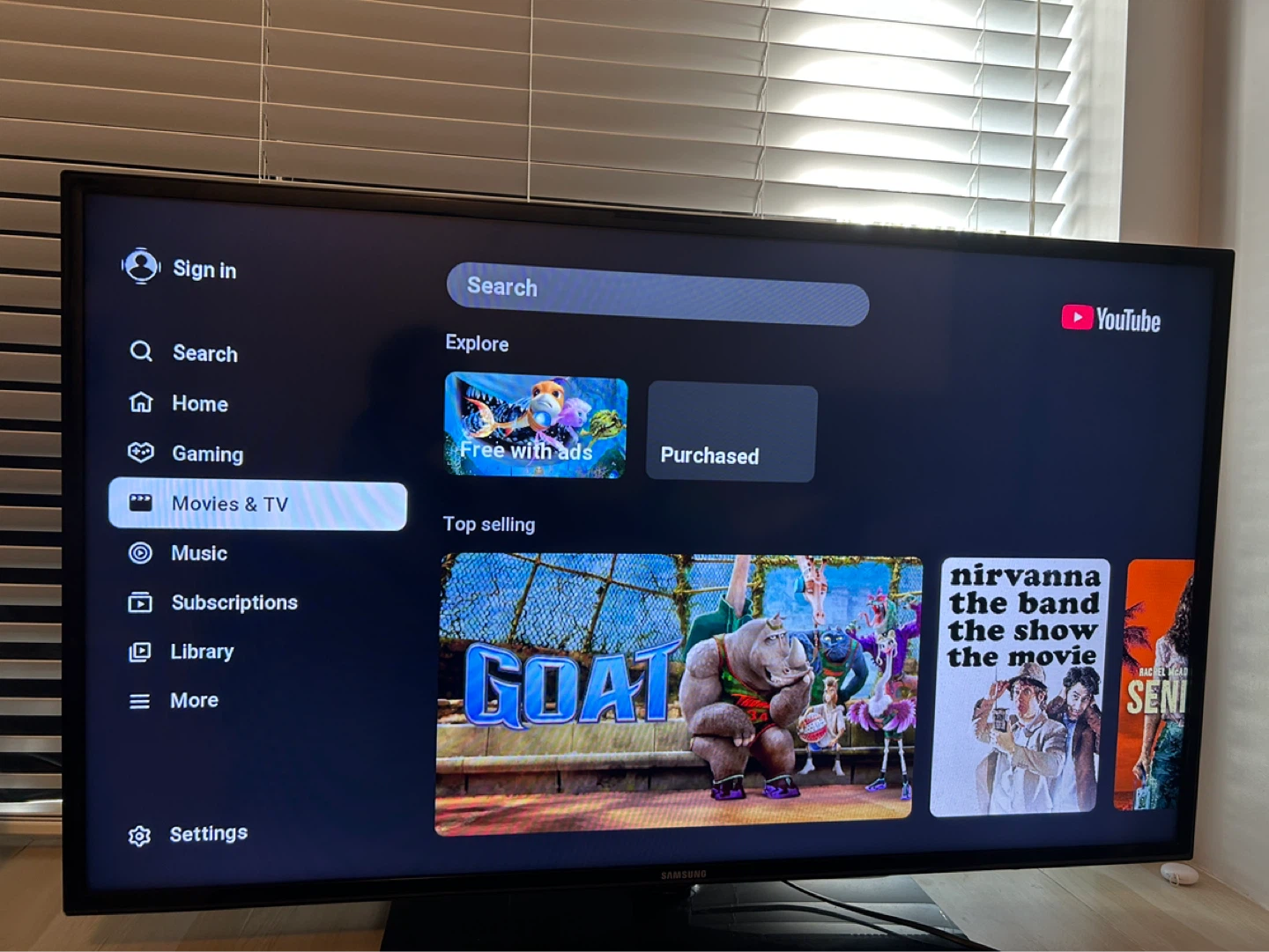 Samsung 50” Smart TV – Great Condition - photo 2