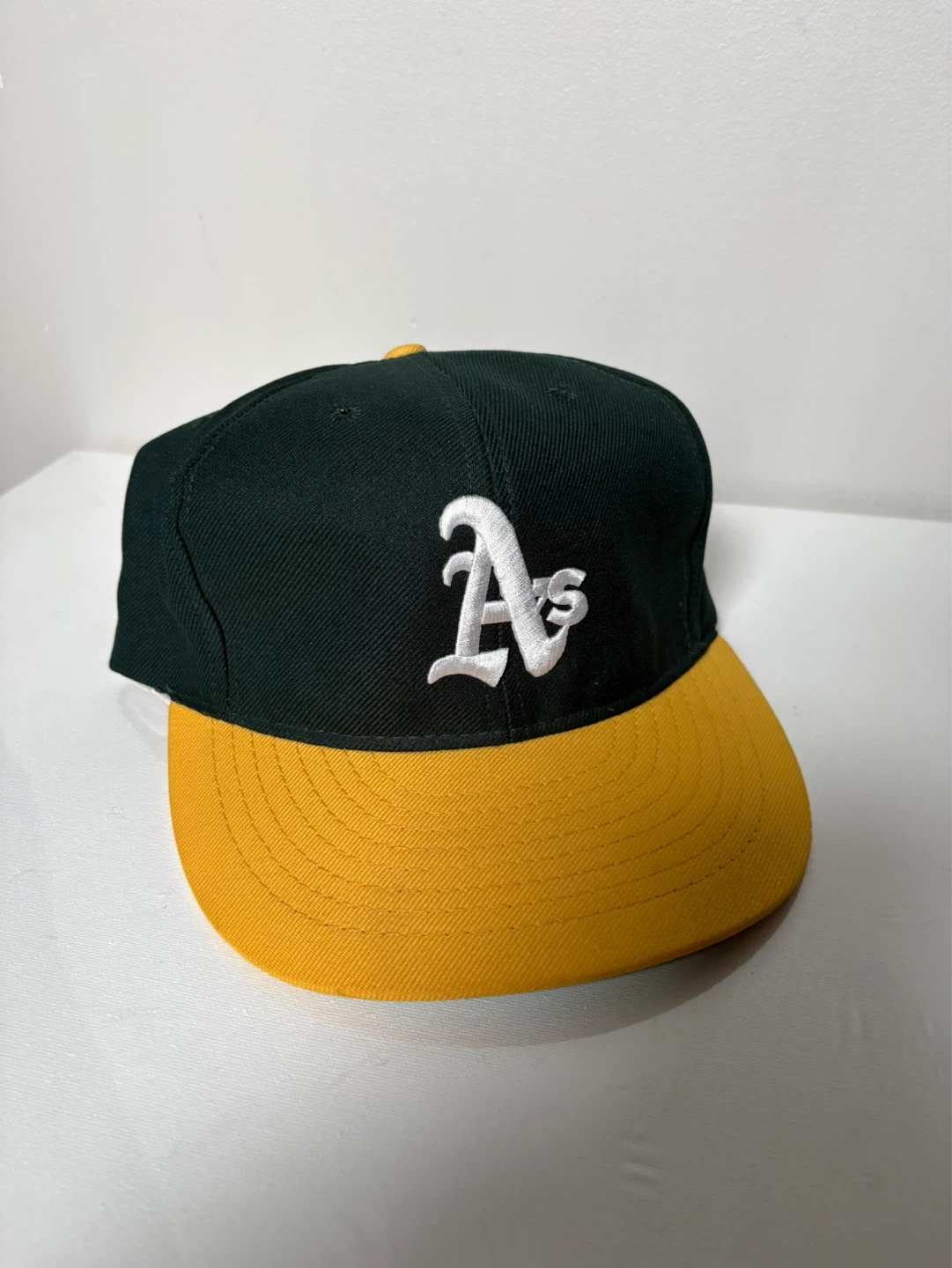 Vintage Oakland Athletics snapback hat 90s MLB starter nike