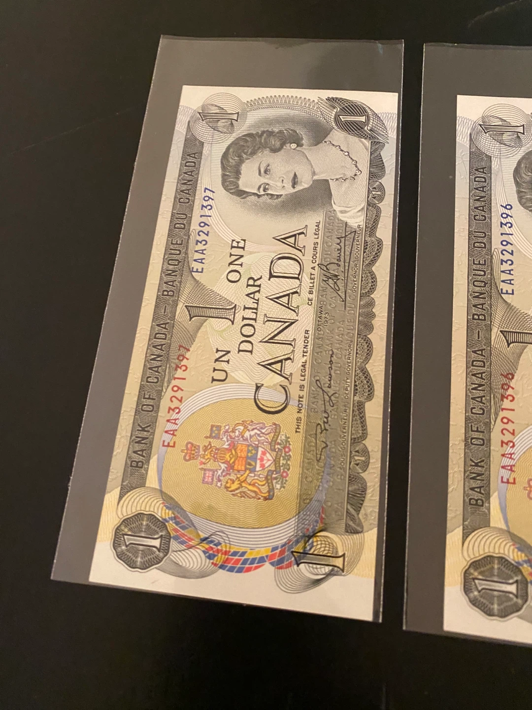 Set of 3 Canada 1 Dollar Bills - photo 2