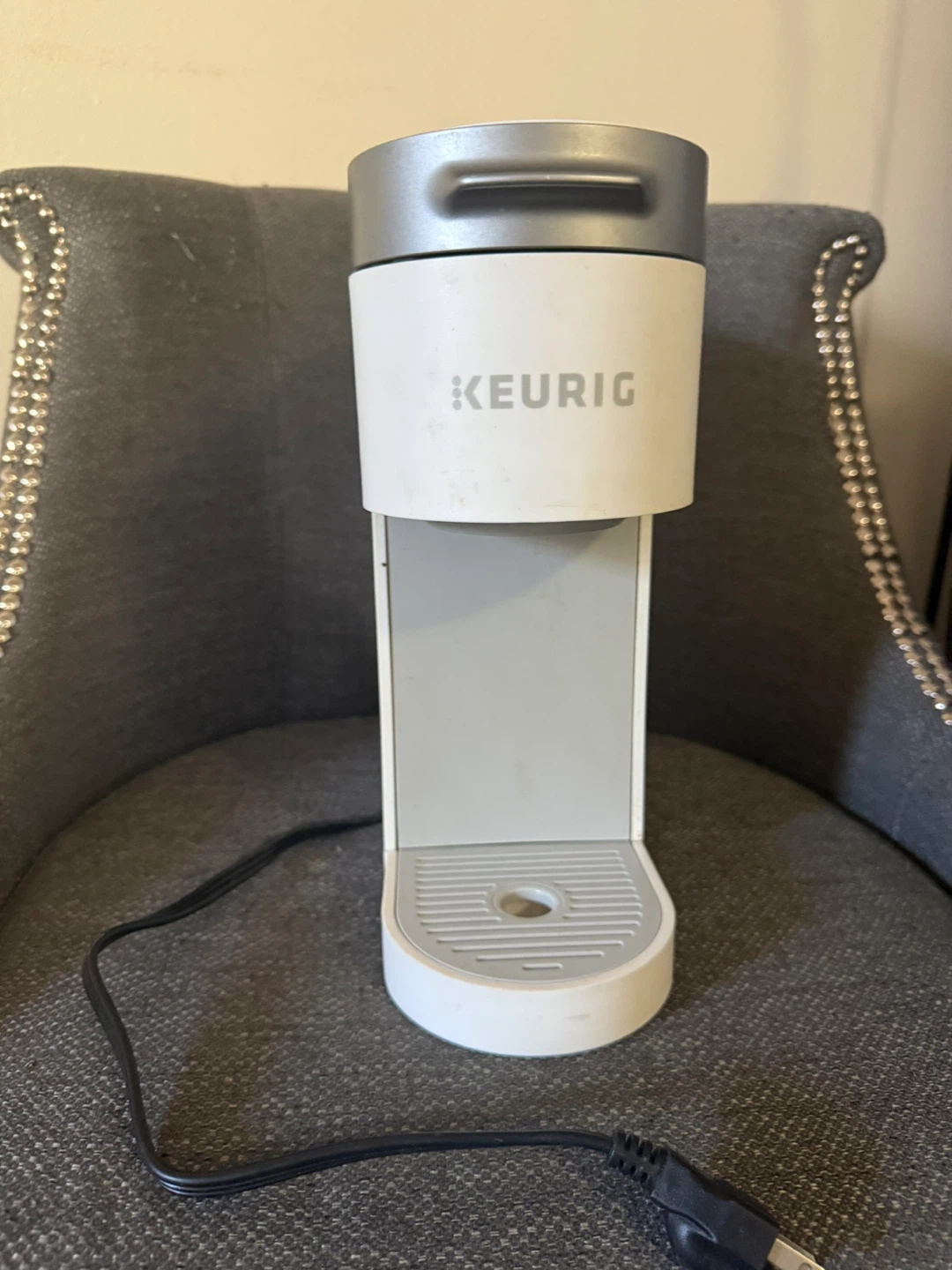 Keurig Coffee Maker – Single Serve – Works Great