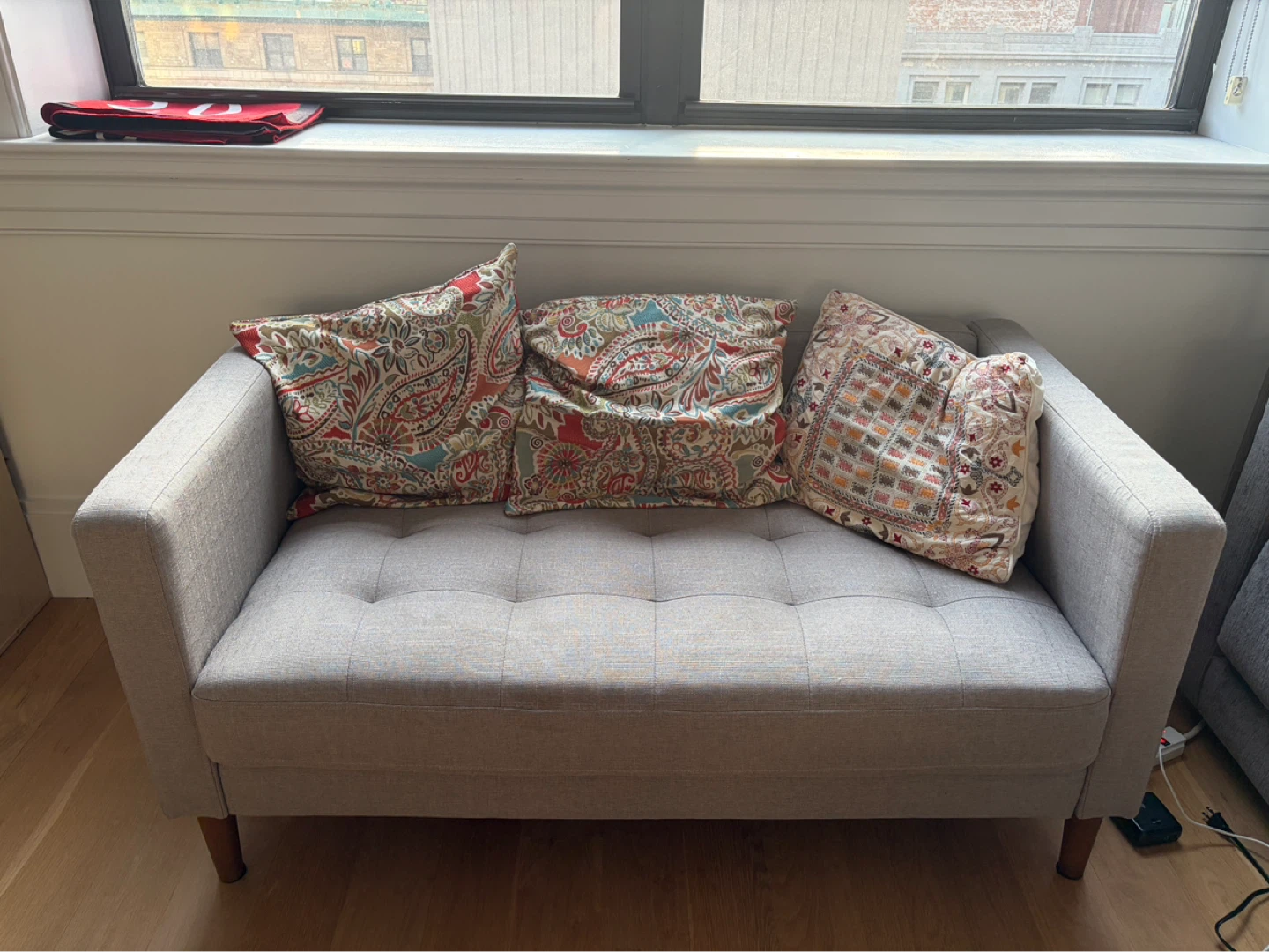 Grey Loveseat in great condition - photo 2