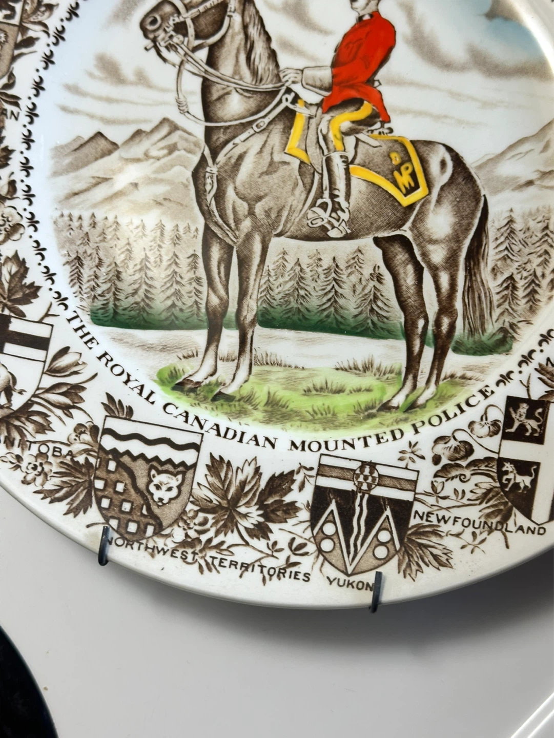Wood & Sons Royal Canadian Mounted Police 10" - photo 4