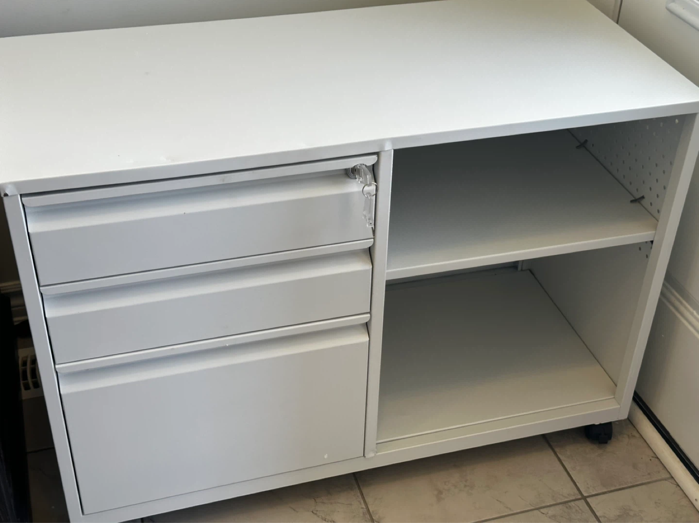 White 3-Drawer Filing Cabinet with Shelving - photo 2