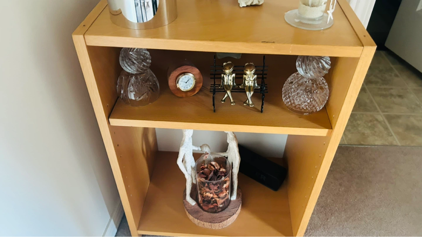 Light Wood 2-Shelf Bookcase - photo 3