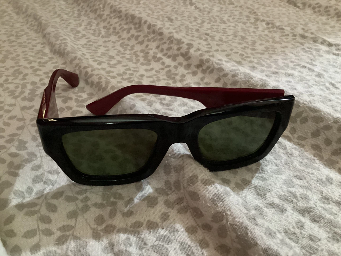 Gucci Sunglasses - photo 3