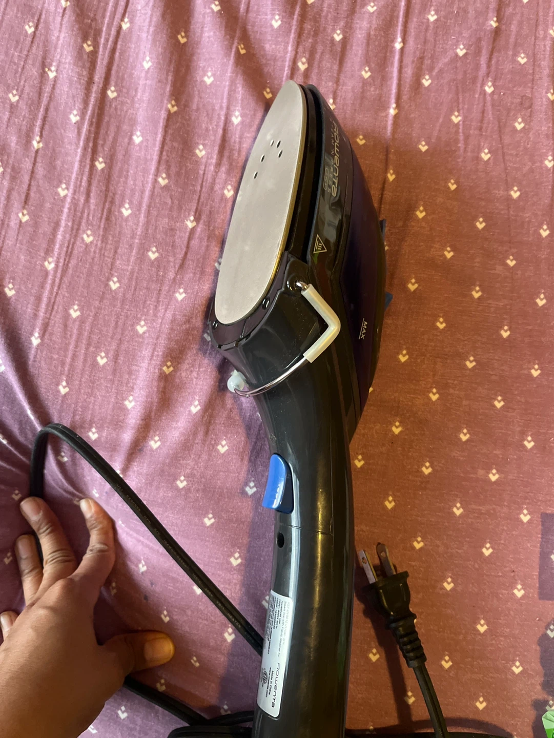 Rowenta Handheld Steamer with Fabric Brush - photo 3