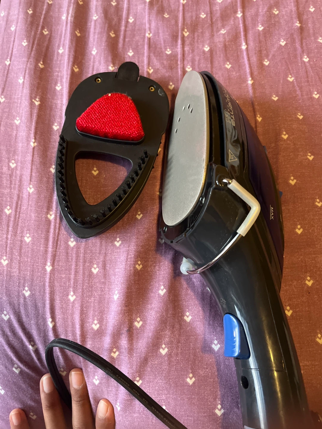 Rowenta Handheld Steamer with Fabric Brush - photo 4