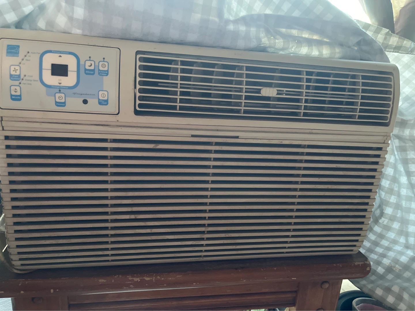 Frigidaire FH08BSN1 Window Air Conditioner
