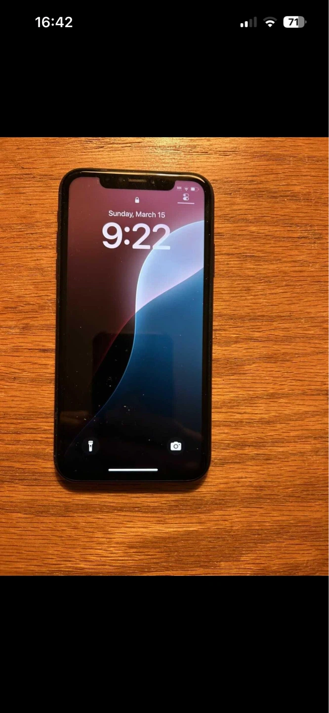 Apple iPhone XR