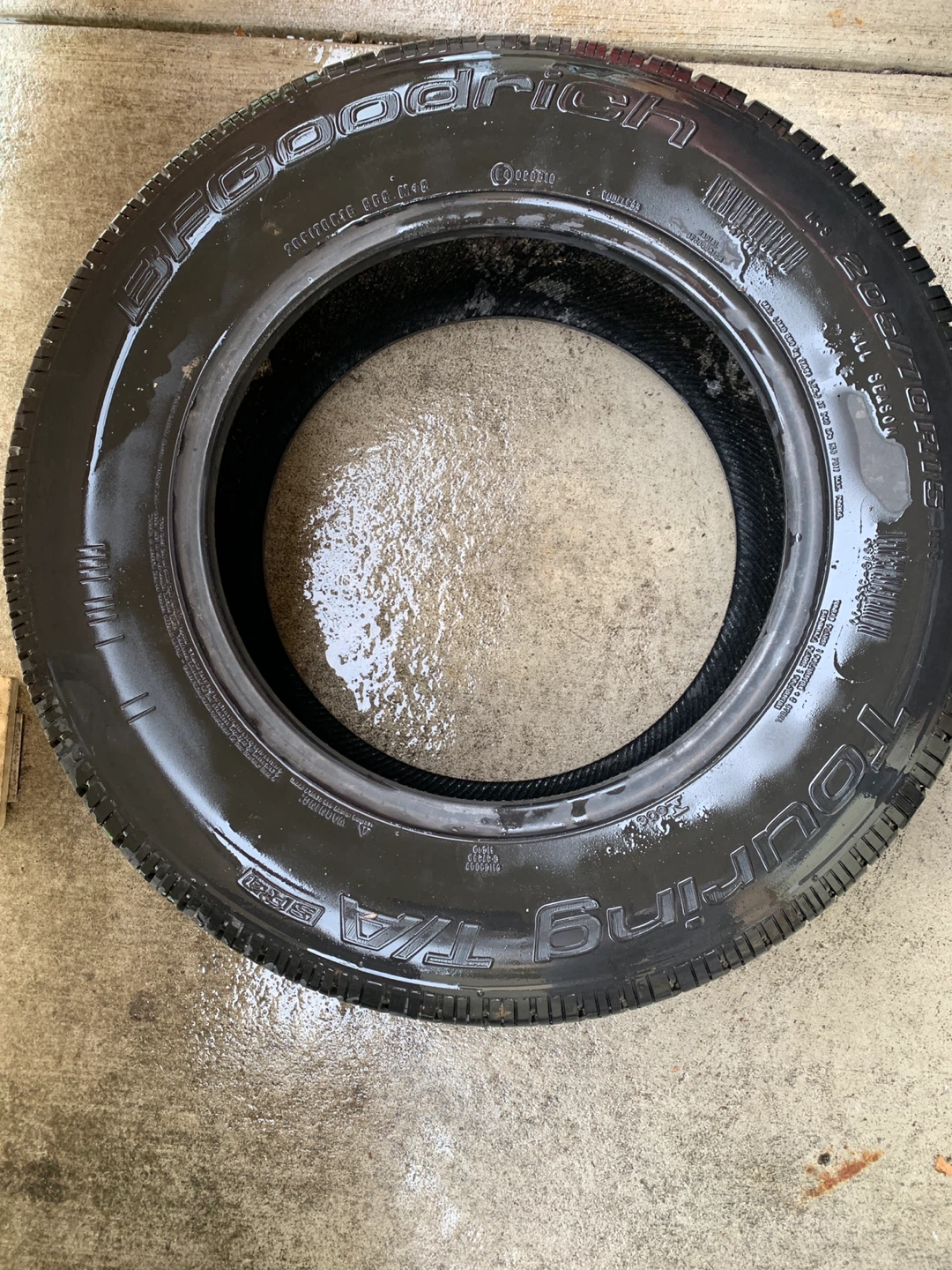 Selling Goodrich single tire 205/70R16 - photo 3