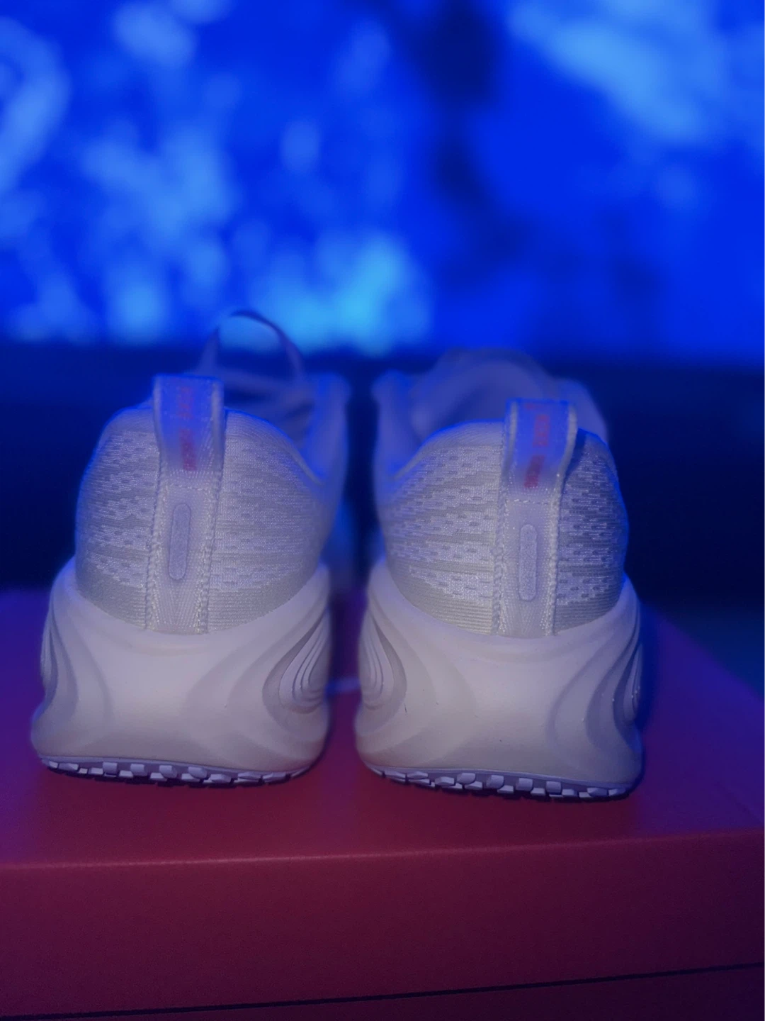 Nike Vomero Plus Run Shoes - Size 8 - photo 5