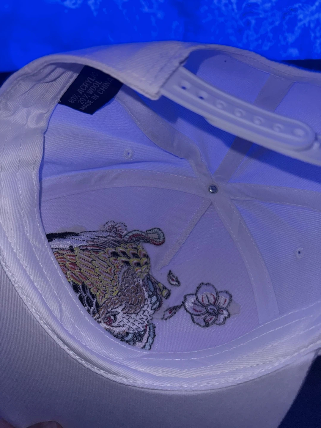 White Embroidered Snake and Eagle Cap - photo 5