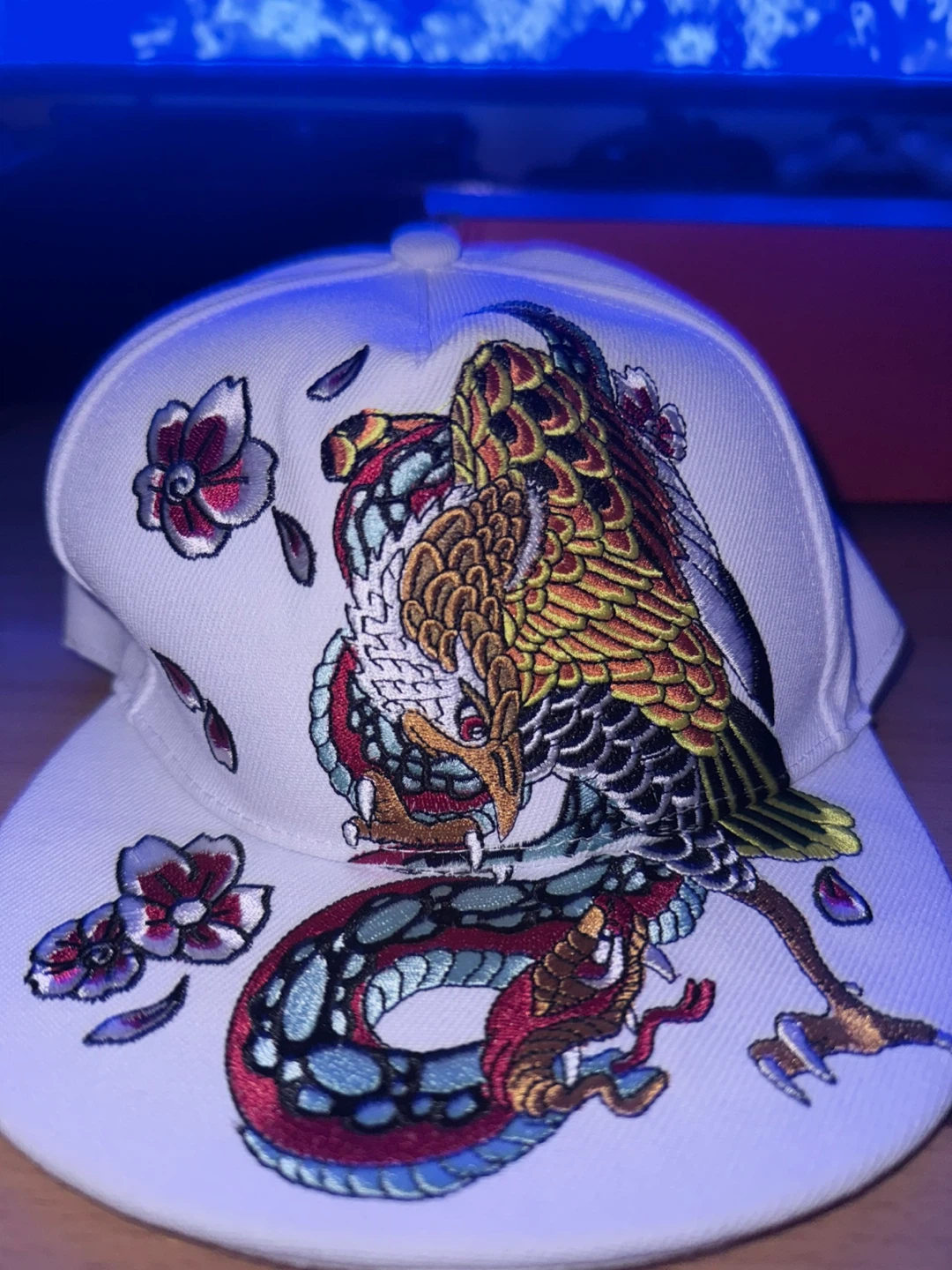 White Embroidered Snake and Eagle Cap - photo 4
