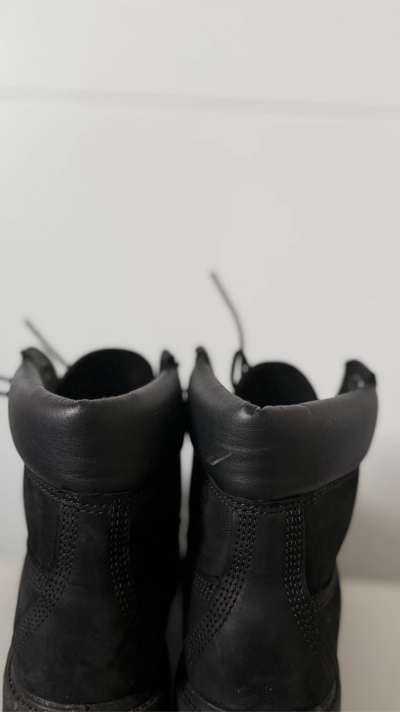 Timberland Black Suede Lace-Up Boots - Size 38 Womens - photo 3