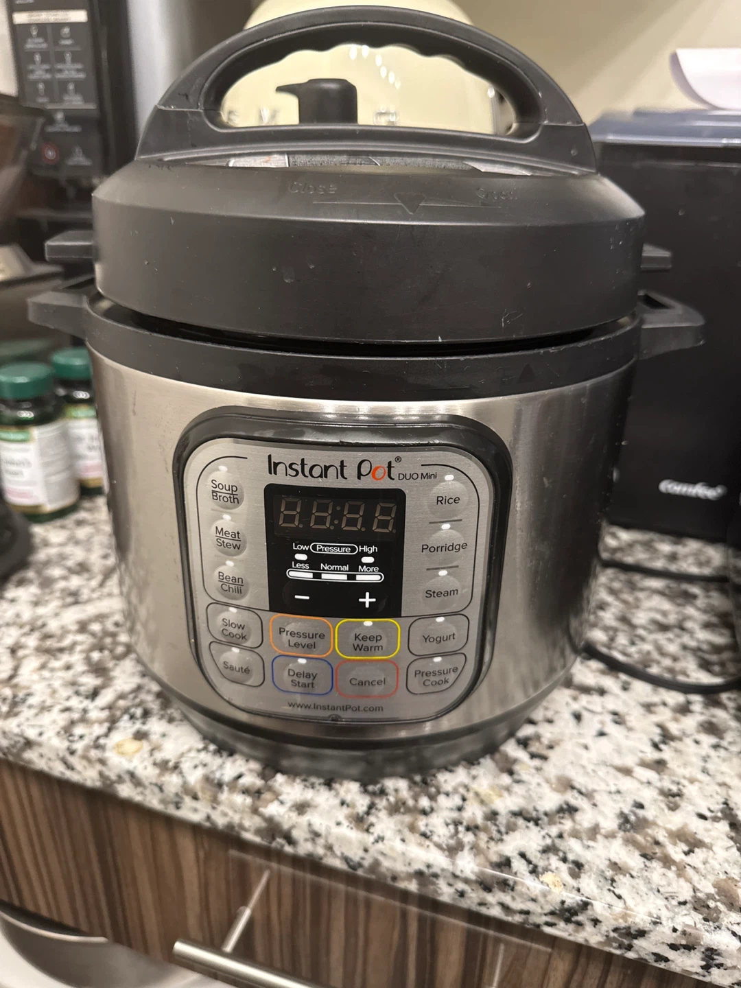 Instant Pot Duo Mini 3-Quart Pressure Cooker