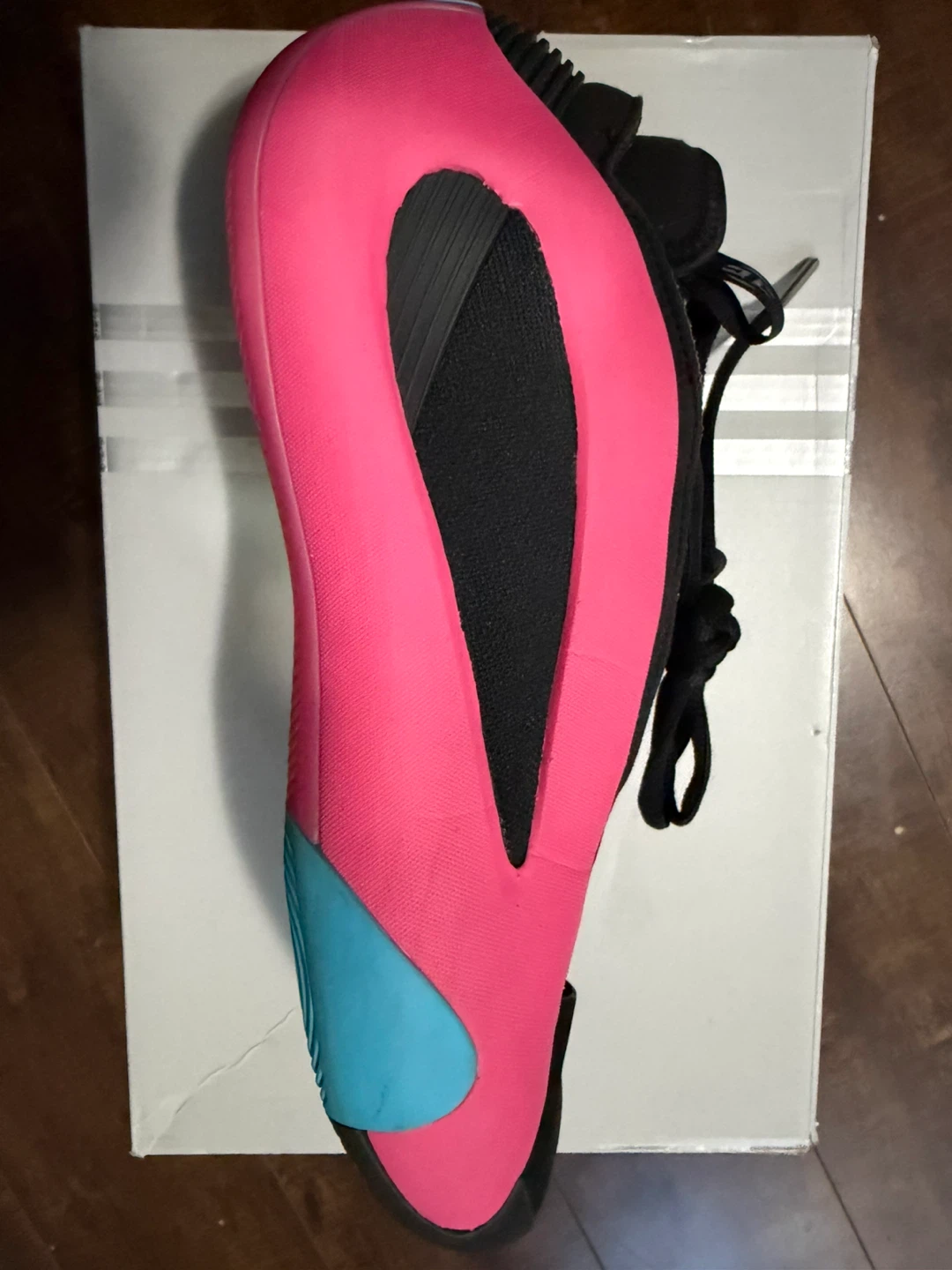 Pink Nike Basketball Shoes - photo 3