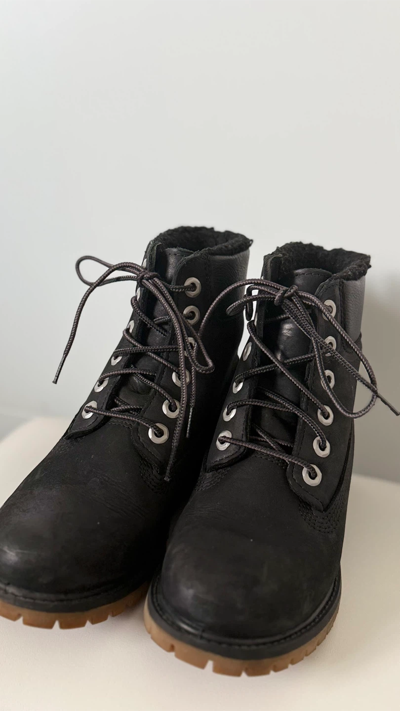 Timberland Black Lace-Up Boots - Size 36 Womens