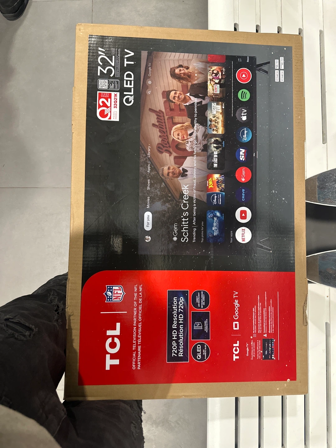TCL 32" QLED TV - photo 2