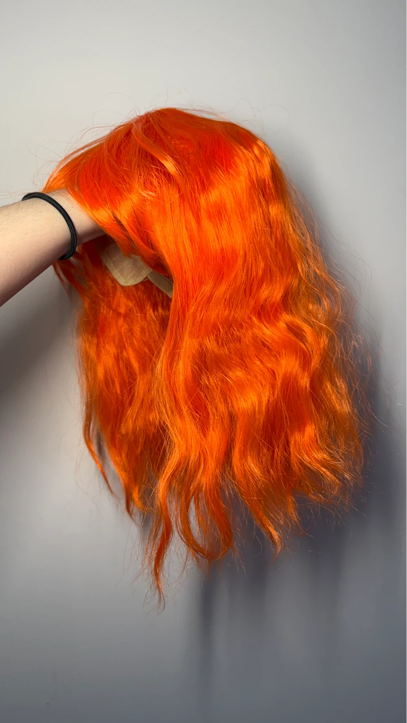 8 Synthetic Wigs - Various Colours - photo 2