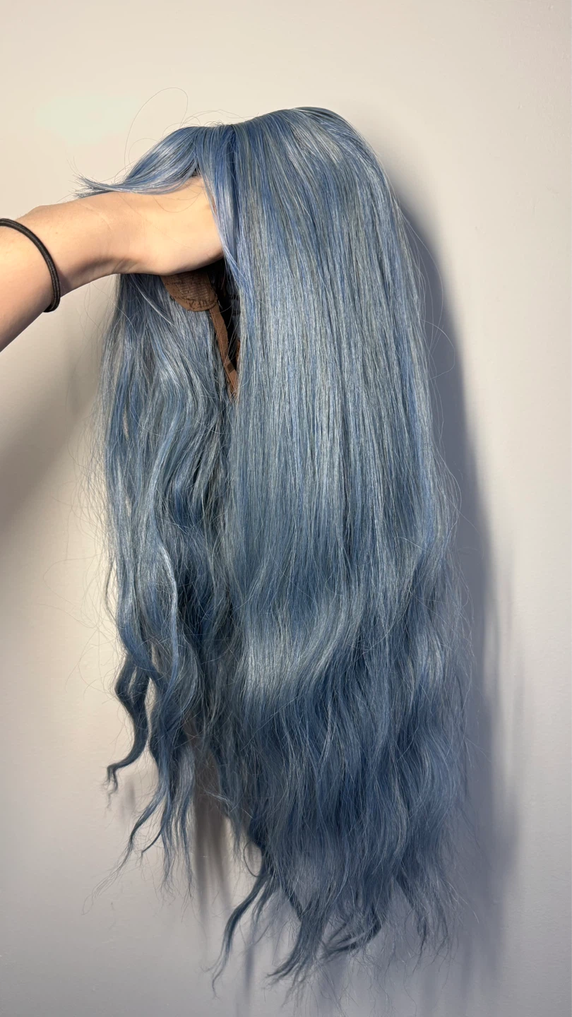 8 Synthetic Wigs - Various Colours