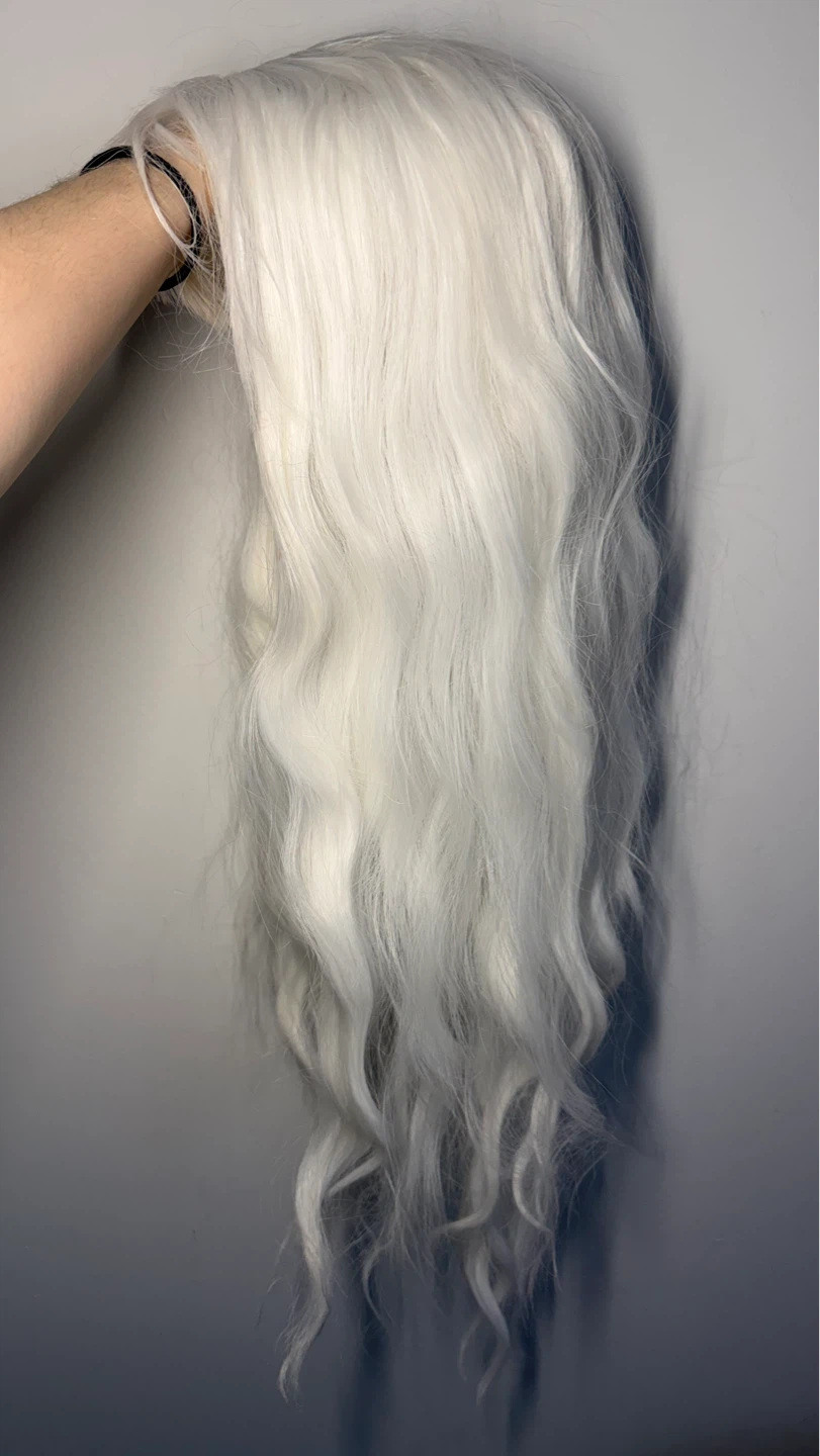 8 Synthetic Wigs - Various Colours - photo 3