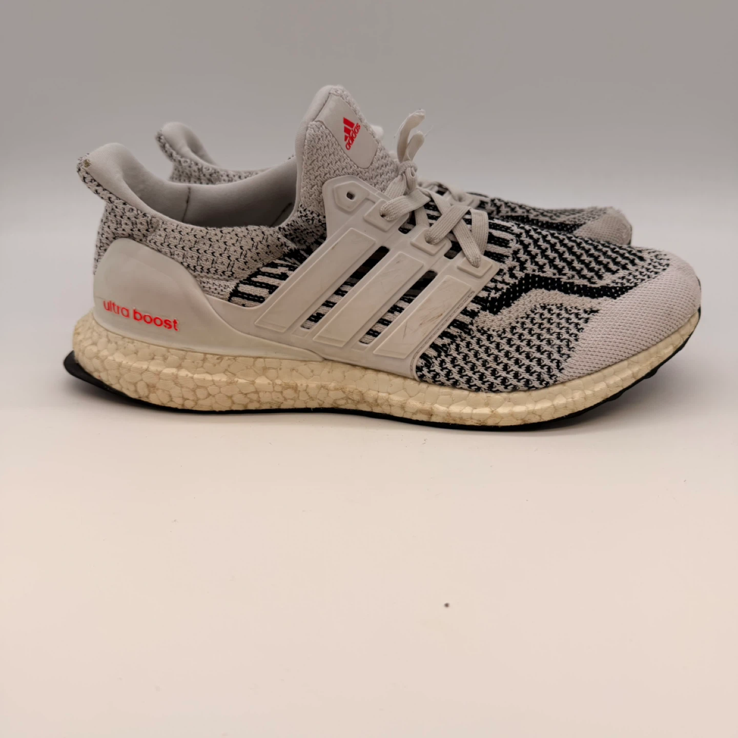 Adidas Ultra Boost DNA White Black Running Shoes Size 9.5 - photo 2