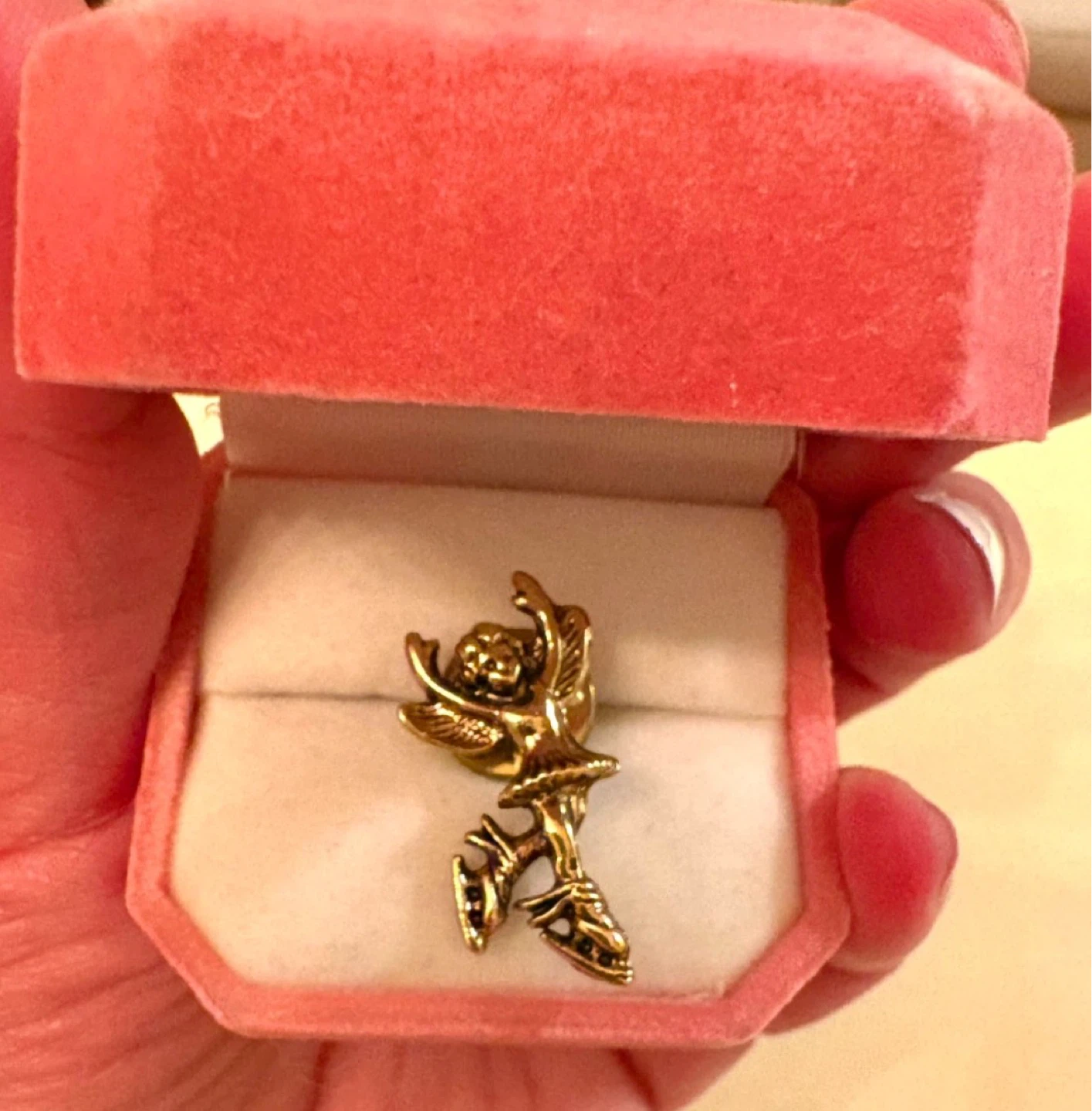 Vintage Skater & Ballerina Gold Pin Set - photo 3