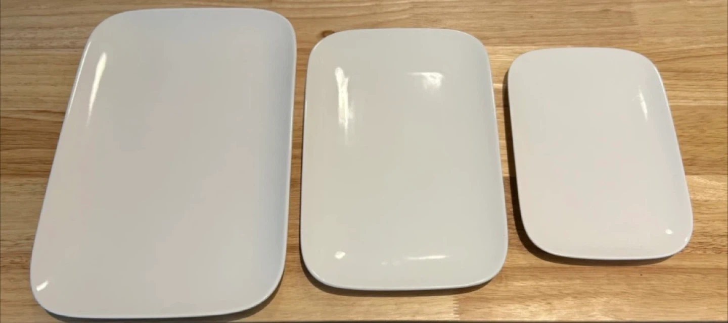 White Rectangular Plates (Set of 3)
