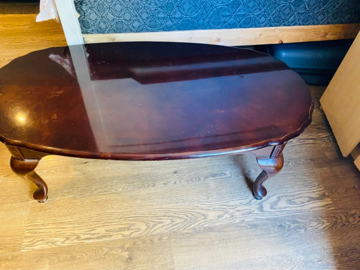 Dark Wood Oval Coffee Table - photo 2