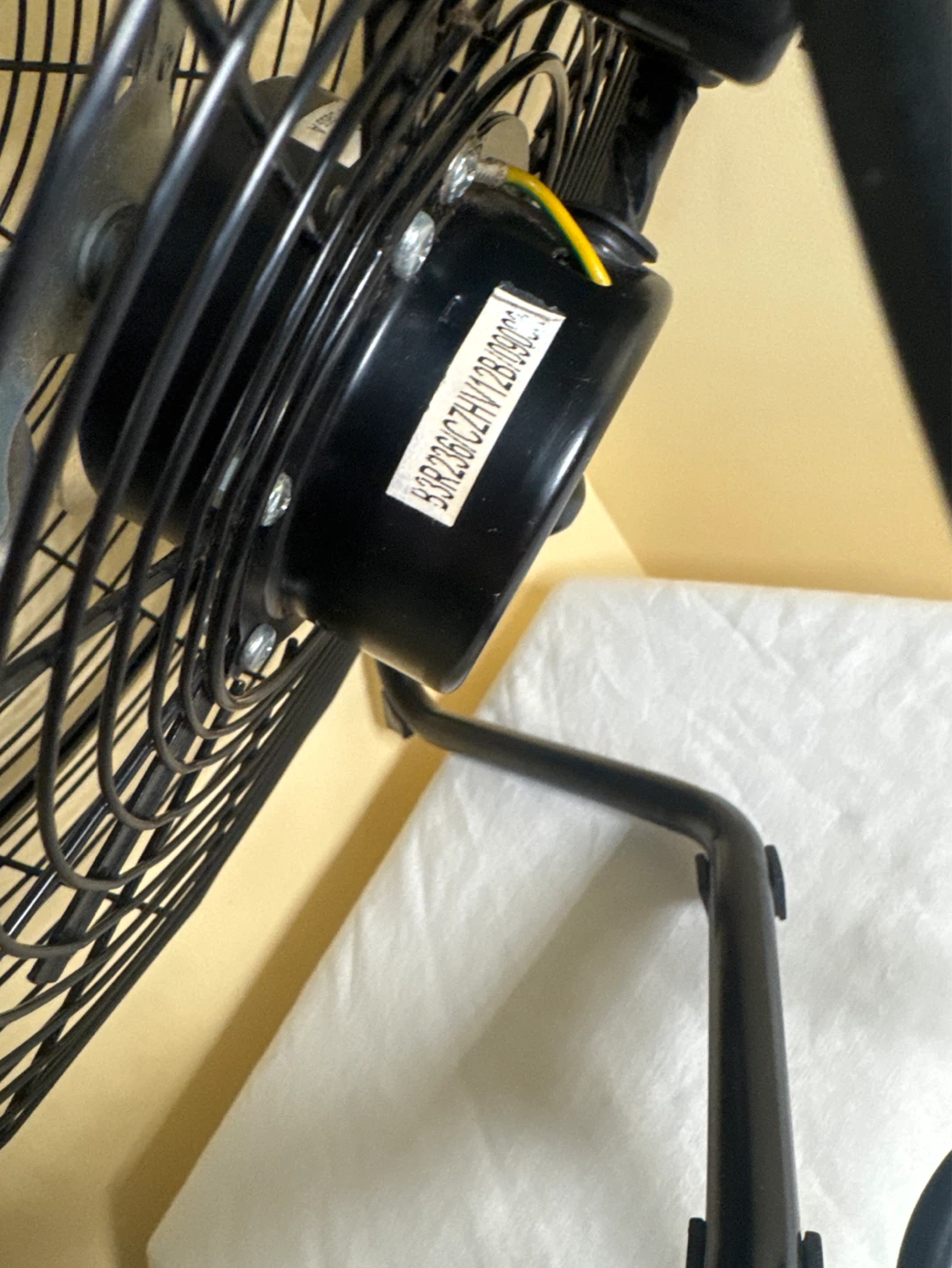 Comfort Zone High Velocity Floor Fan - photo 3