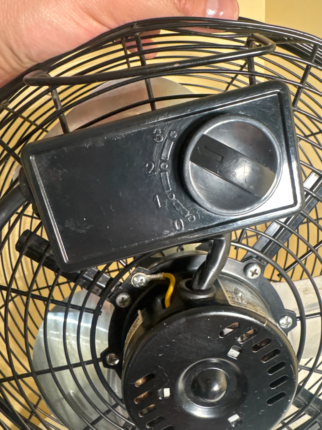 Comfort Zone High Velocity Floor Fan - photo 4