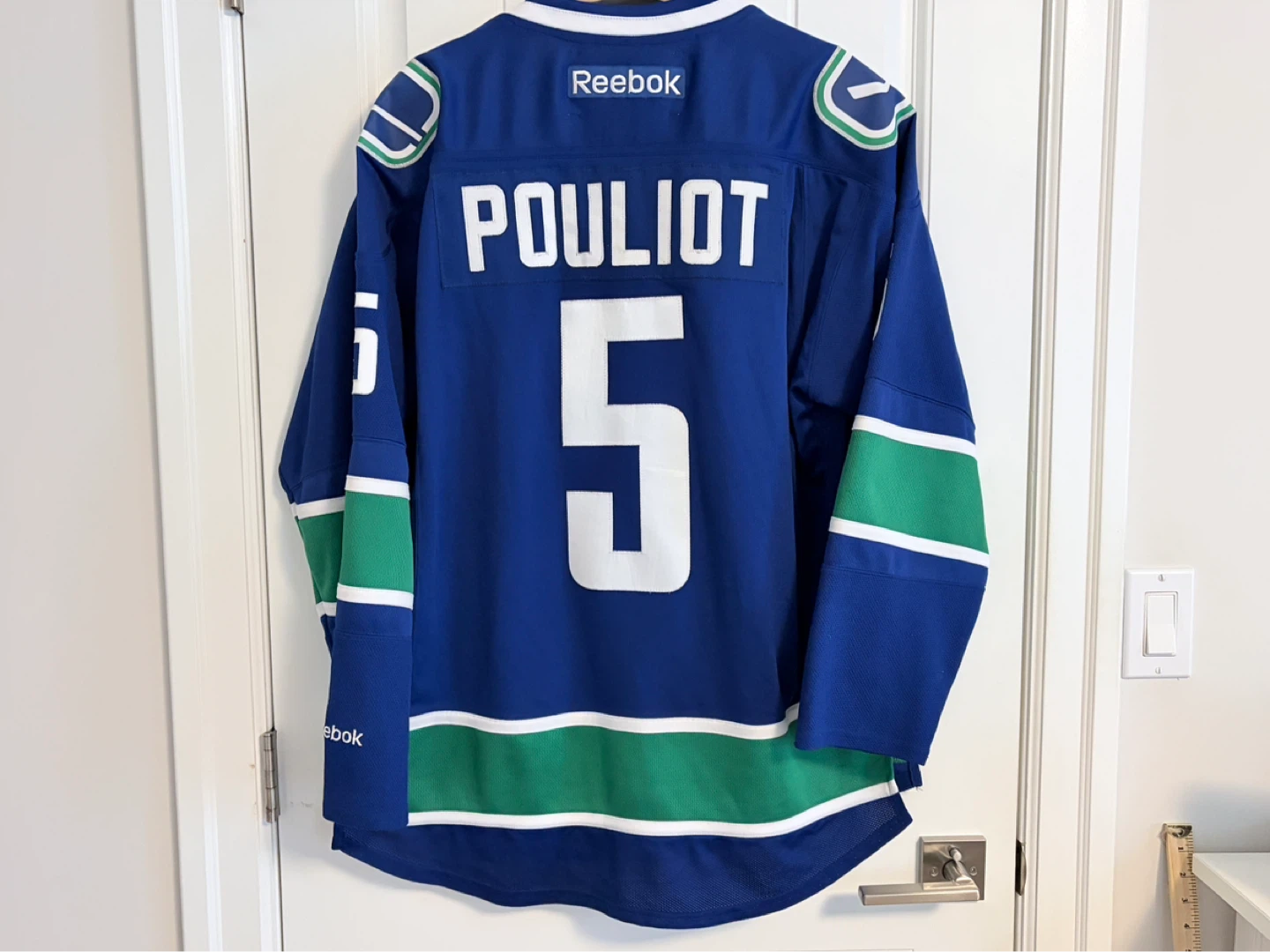 Reebok Vancouver Canucks Derrick Pouliot Blue Orca Jersey XL