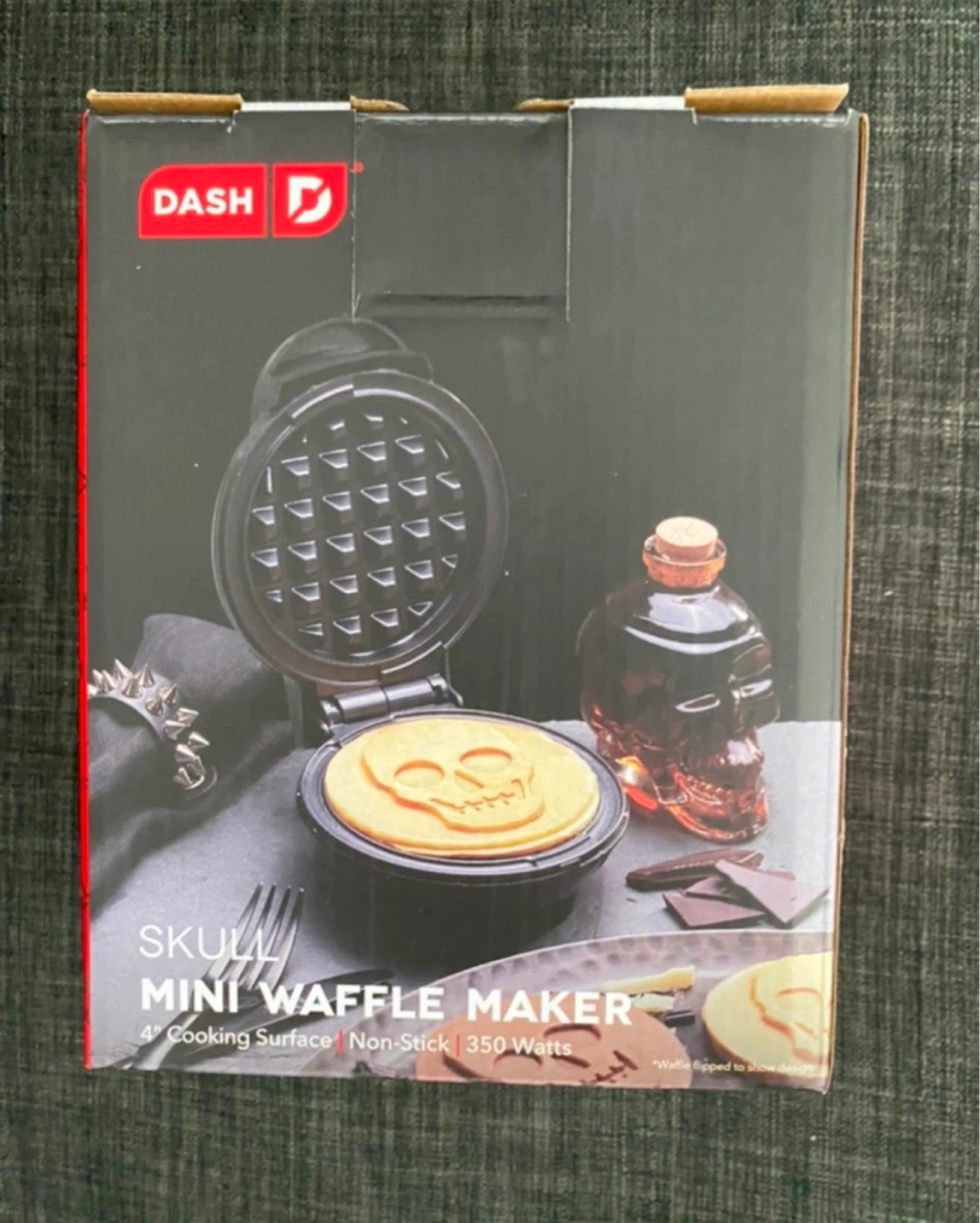 Dash Mini Skull Waffle Maker - photo 2