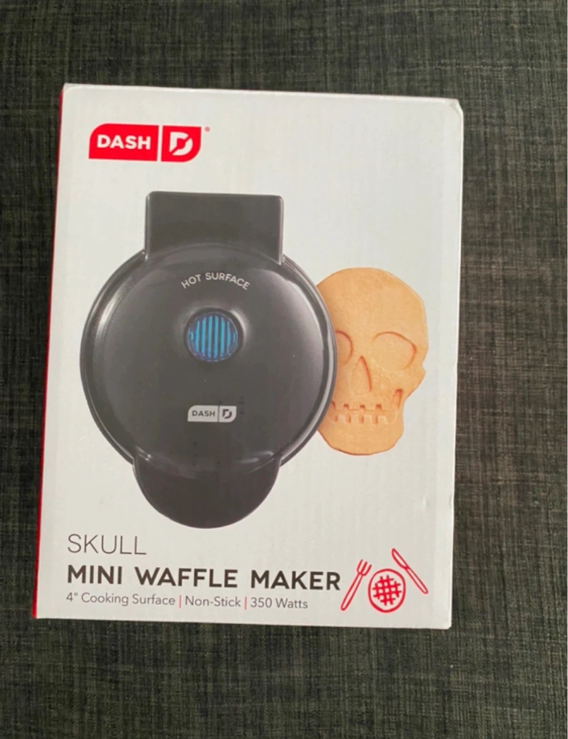 Dash Mini Skull Waffle Maker