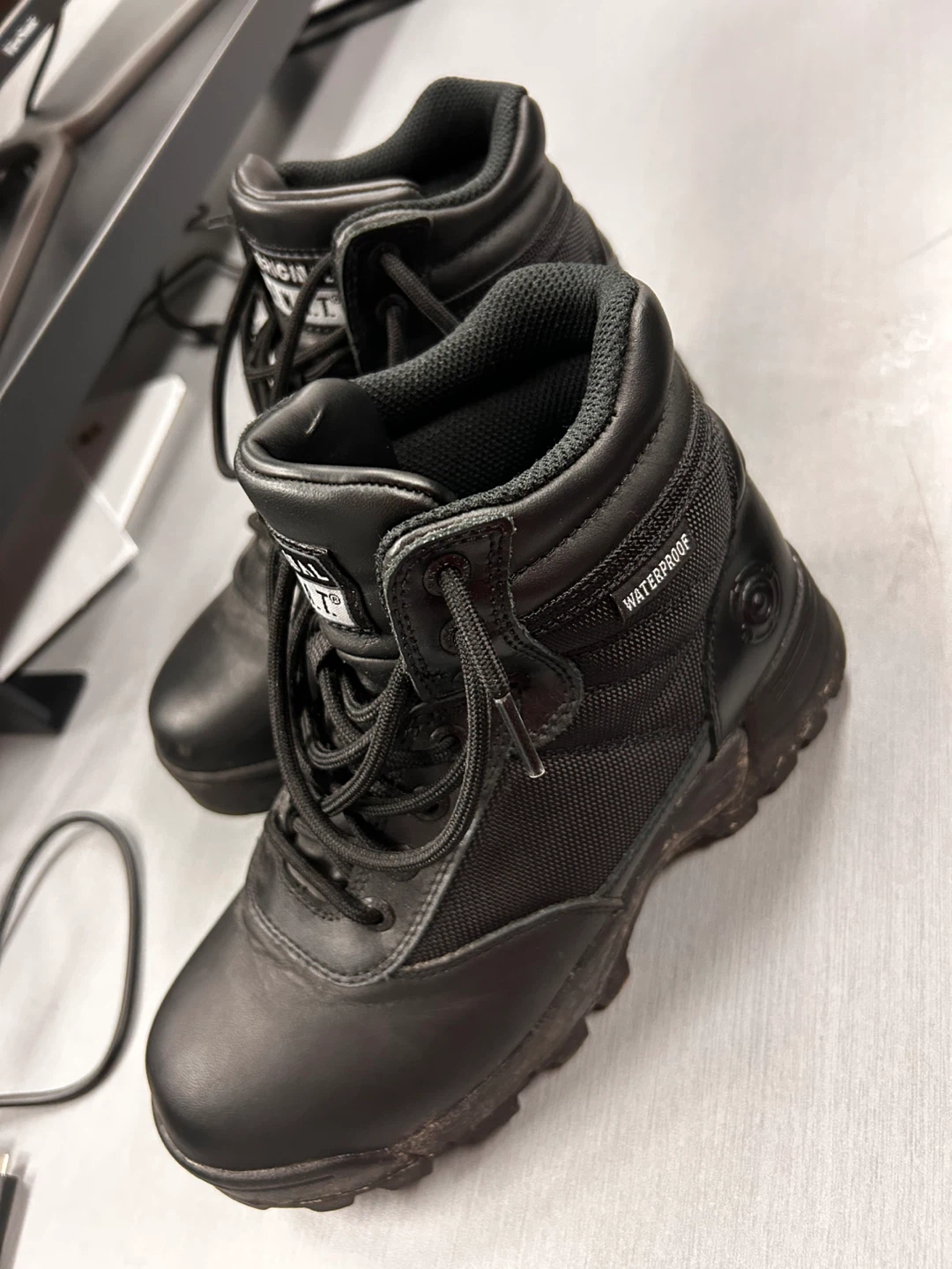 Original S.W.A.T. Men's Waterproof Boots Size 7 - photo 4