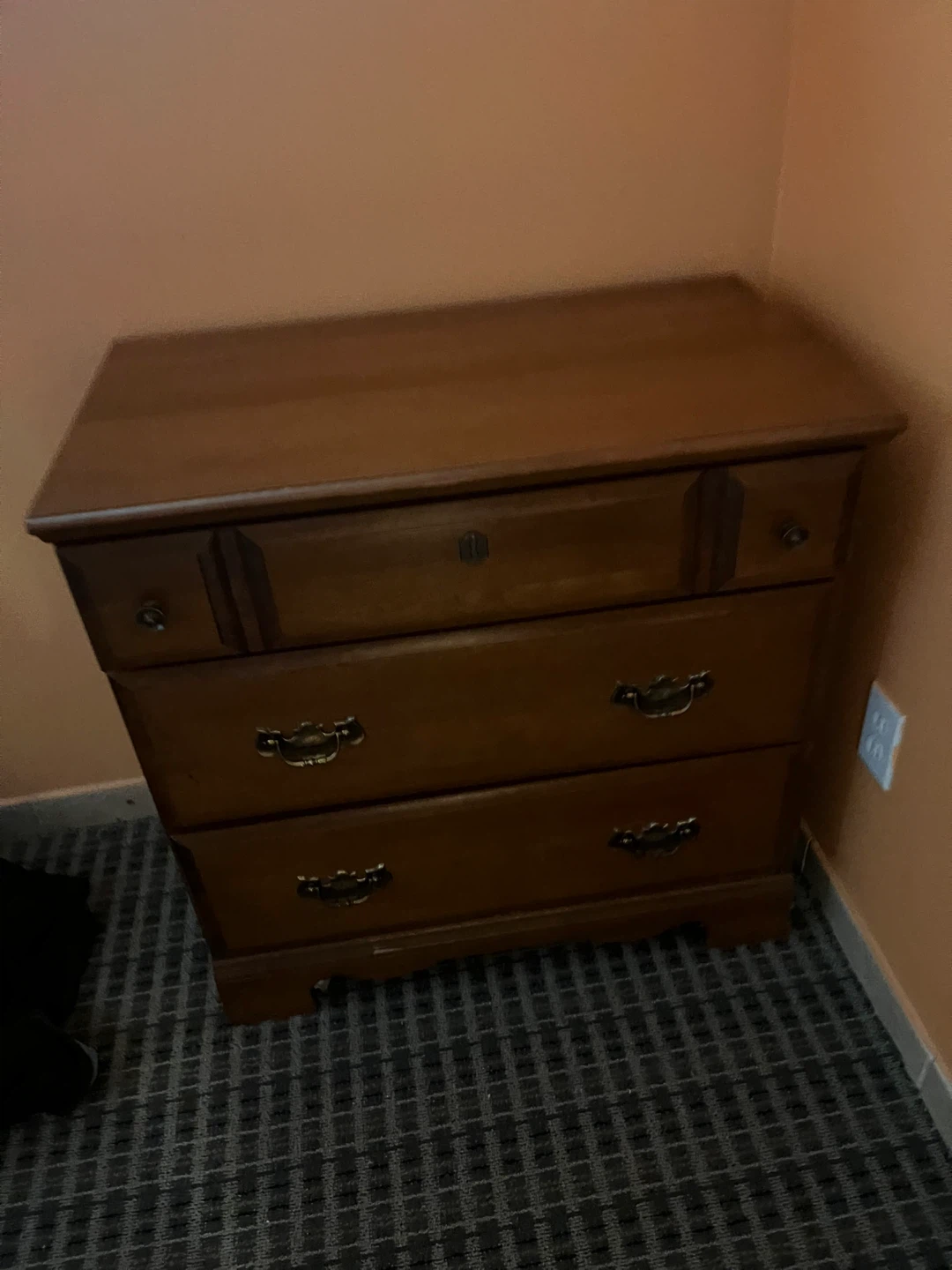 Wooden 3-Drawer Dresser