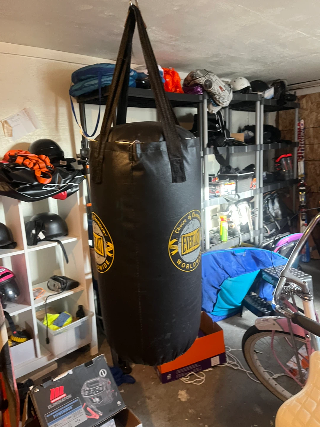 Everlast Punching Bag - photo 2