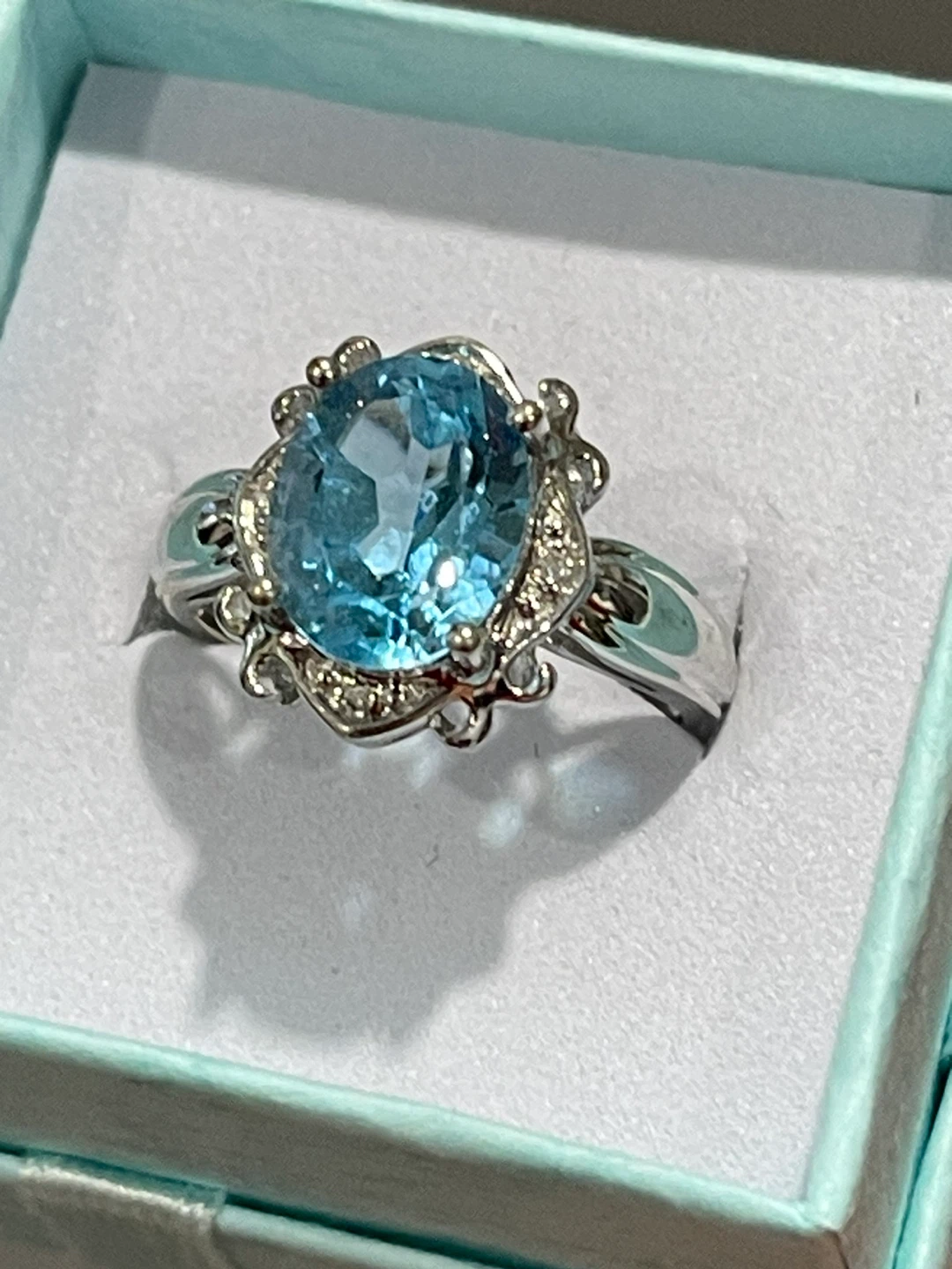 10k white gold  Blue Topaz & Diamond Ring