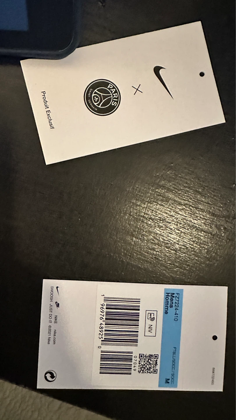 Nike Paris Saint-Germain Tech Fleece - photo 3