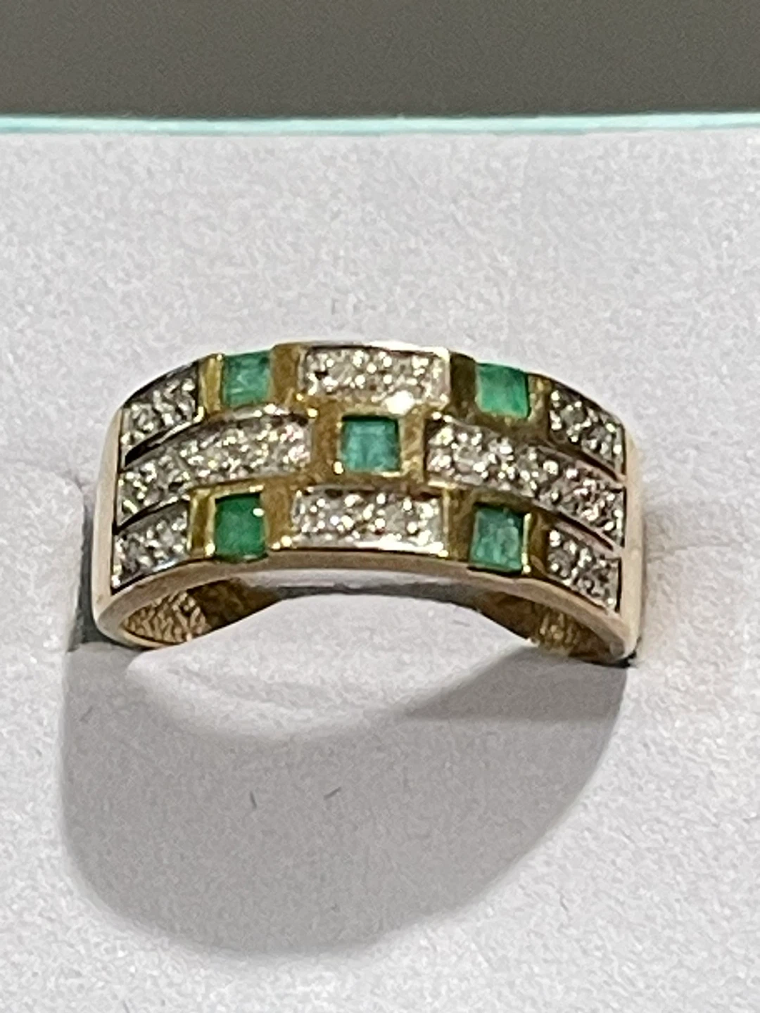 375 yellow gold , Emerald and Diamond Band Ring